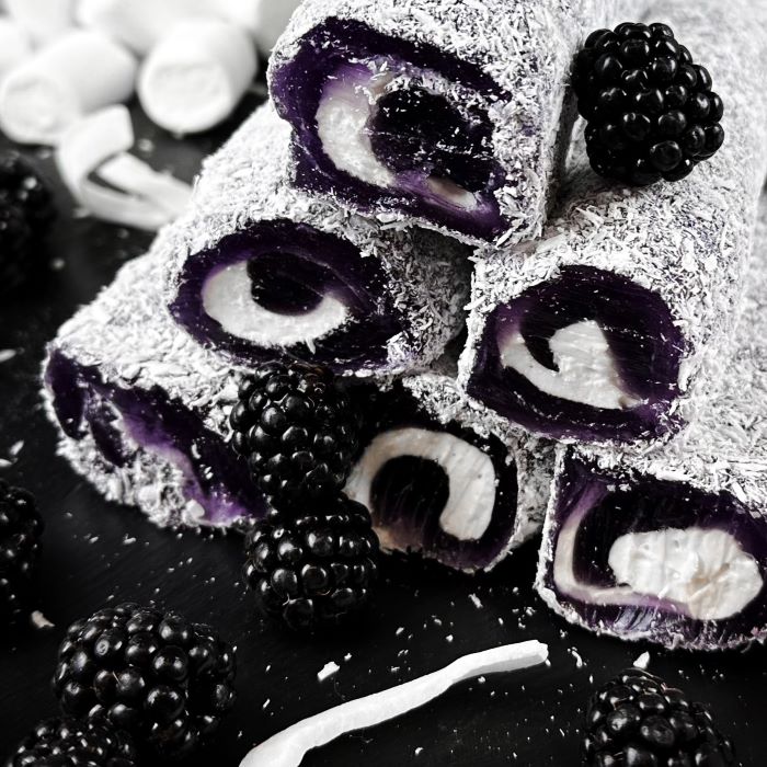 Kazeņu-pastilu lukums ar kokosriekstu skaidiņam