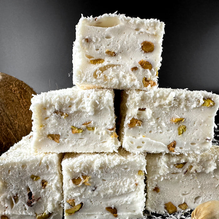 Kremigs piena-kokosa лукумс с фисташками