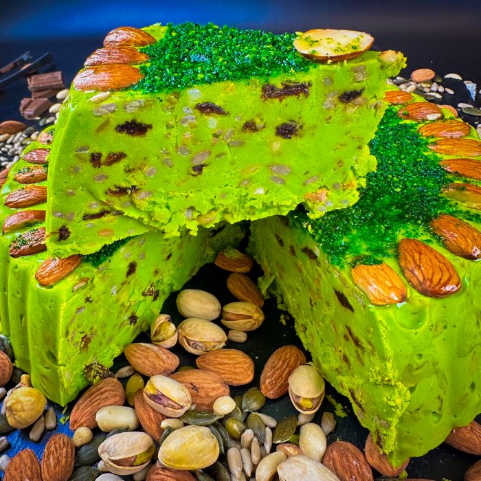 Самаркандская халва с фисташками и городским туризмом 