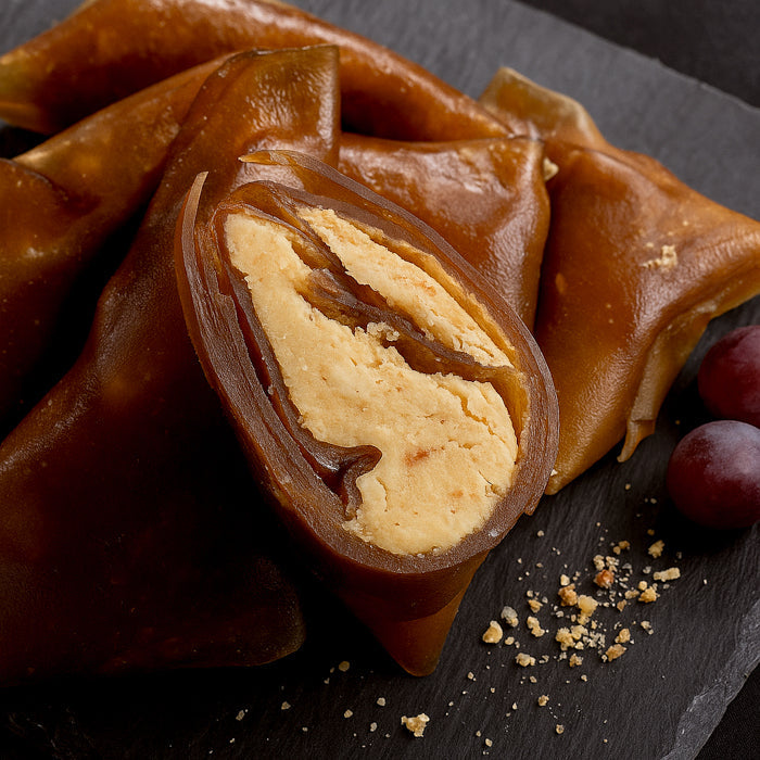 Samsas trīsstūrīši ar lazdu riekstu kremu 