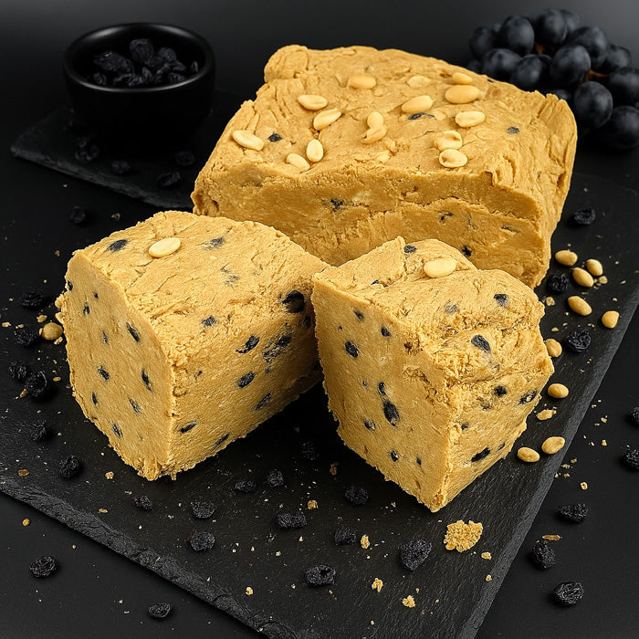 Халва - zemesriekstu ar rozīnēm